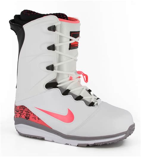 Nike LunarENDOR Snowboard Boot 